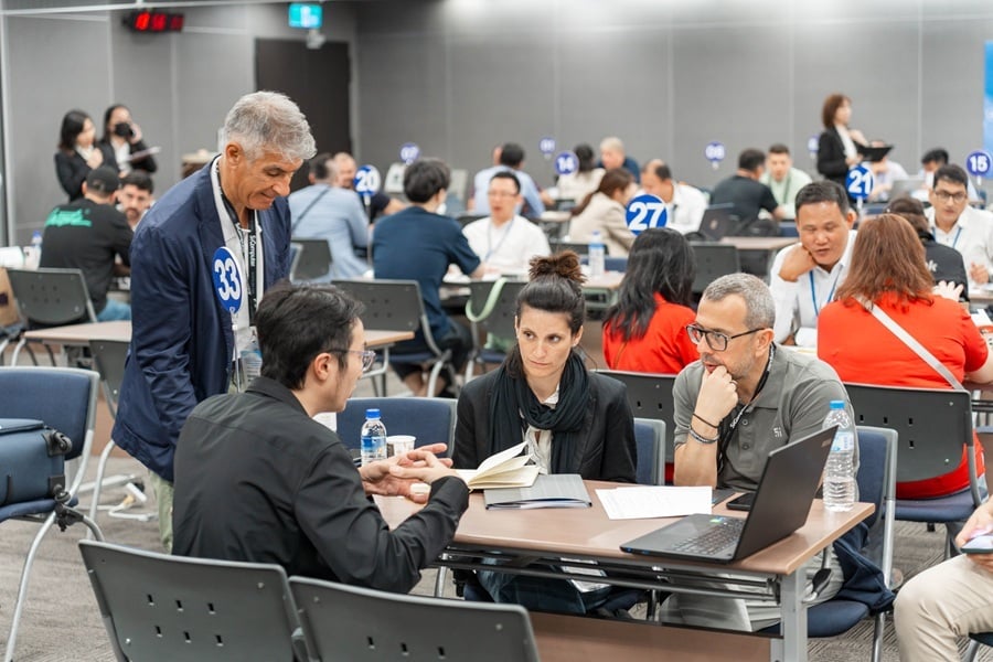 5-2-1-9. COMPUTEX sourcing meetings 